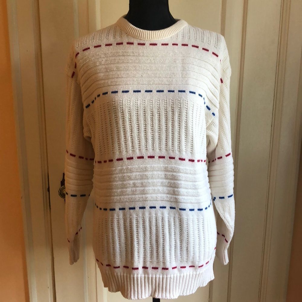 🎉HP 10/1🎉Vintage Traverse Bay Sweater